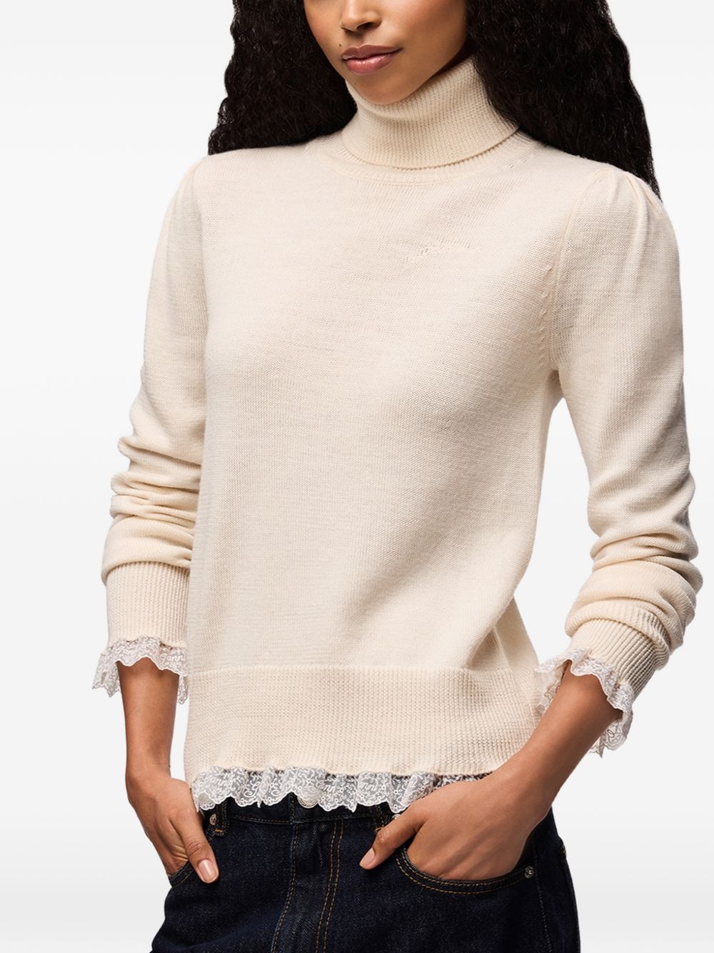 GANNI Maglia a collo alto in lana merino beige con bordo in pizzo 