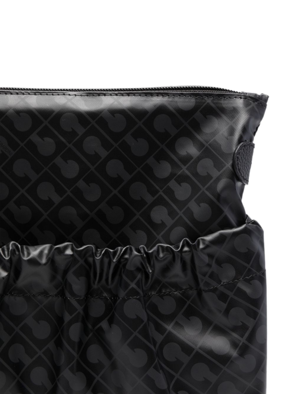 GHERARDINI Borsa a tracolla Excalibur secchiello in simil-pelle con logo all-over 