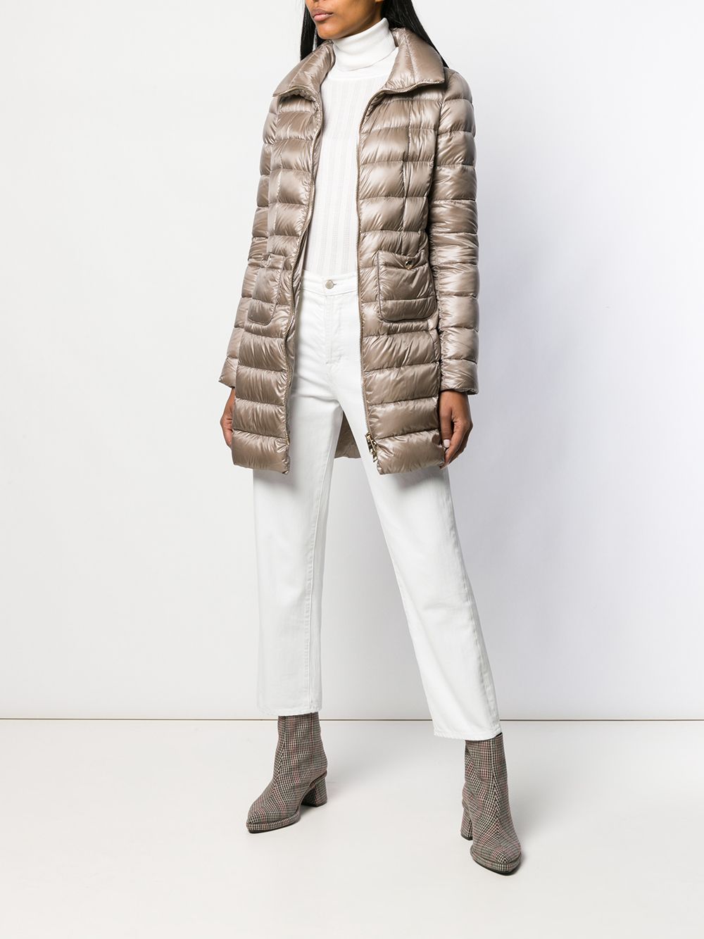 HERNO Piumino color champagne con zip e tasche 