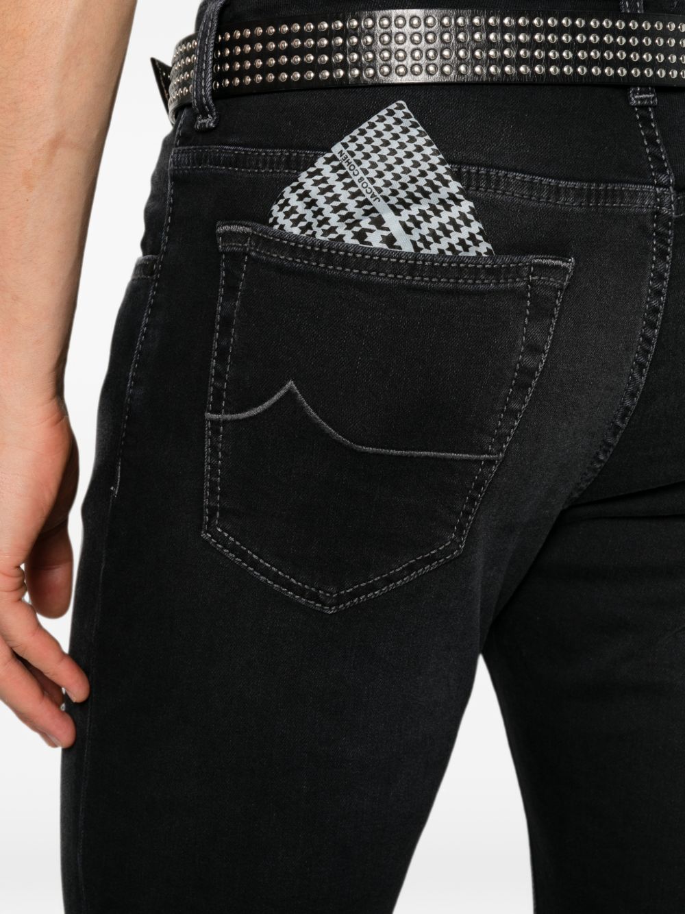 JACOB COHEN Jeans neri con leggero effetto wash sulla gamba 