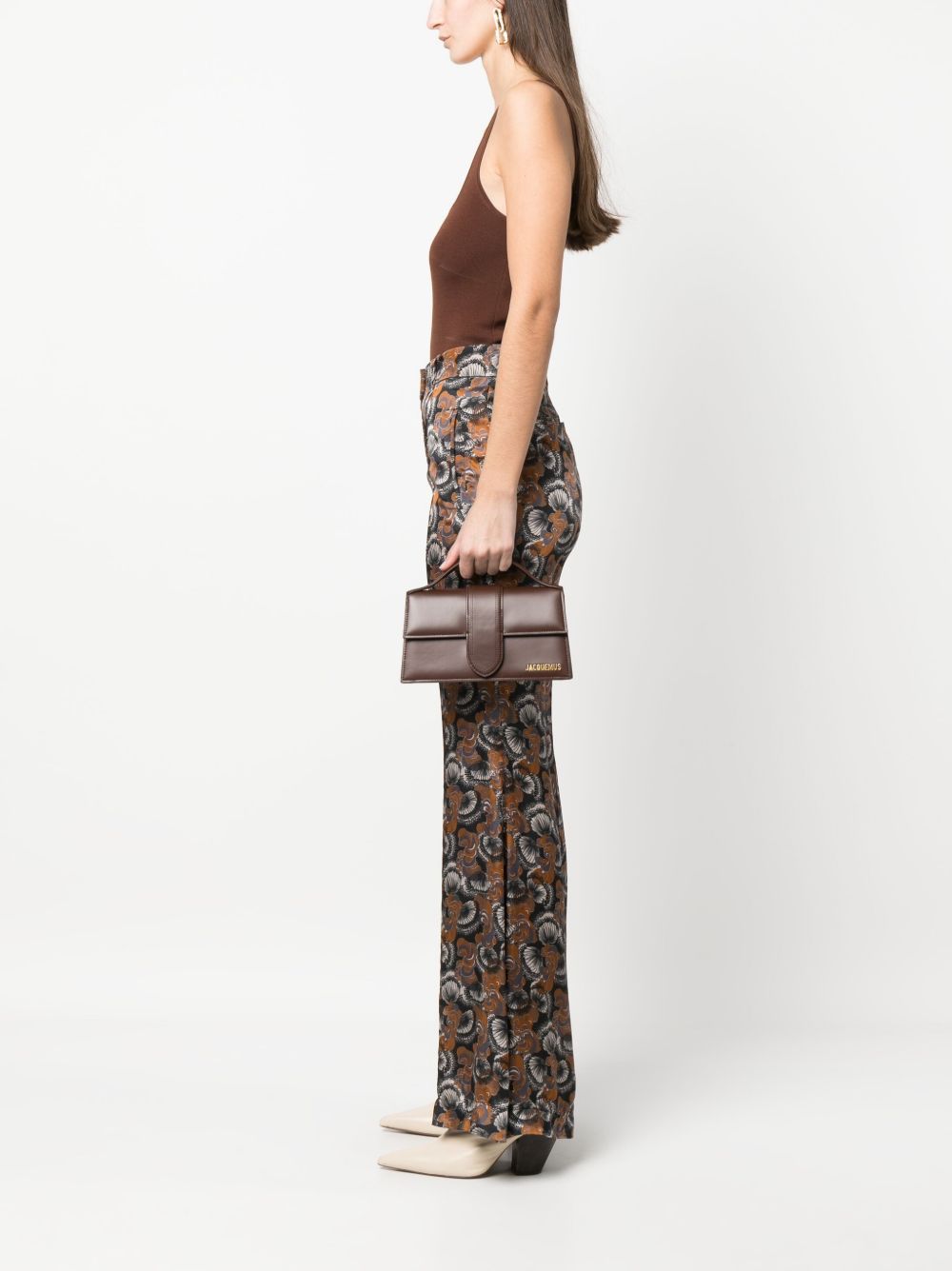 JACQUEMUS Borsa Le Grand Bambino in pelle marrone 