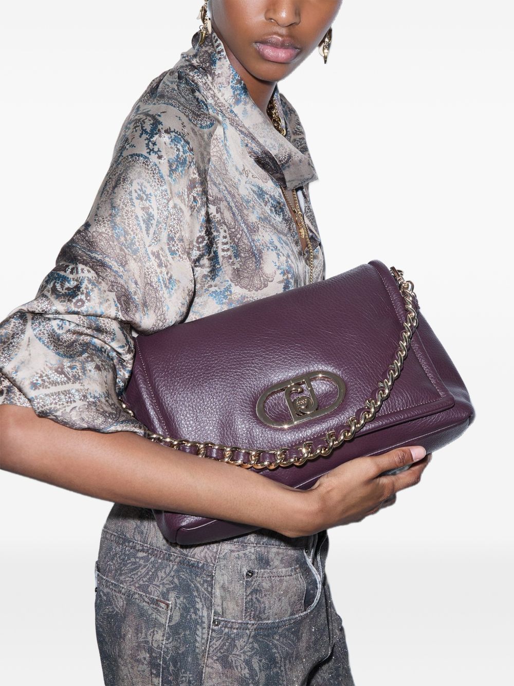 LIUJO Borsa a tracolla con placca logo dorata 