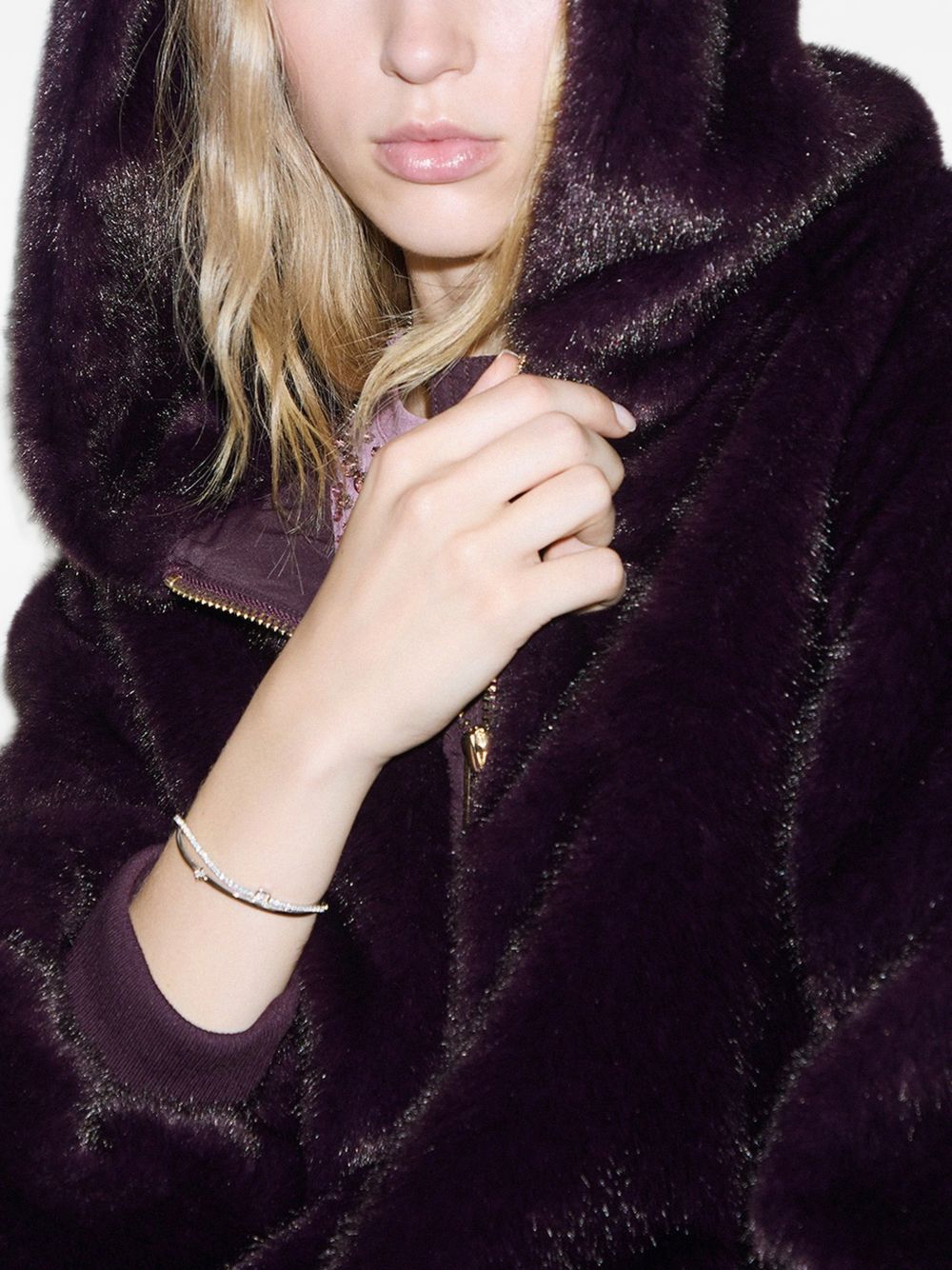 LIUJO Ecopelliccia oversize viola scuro con cappuccio 