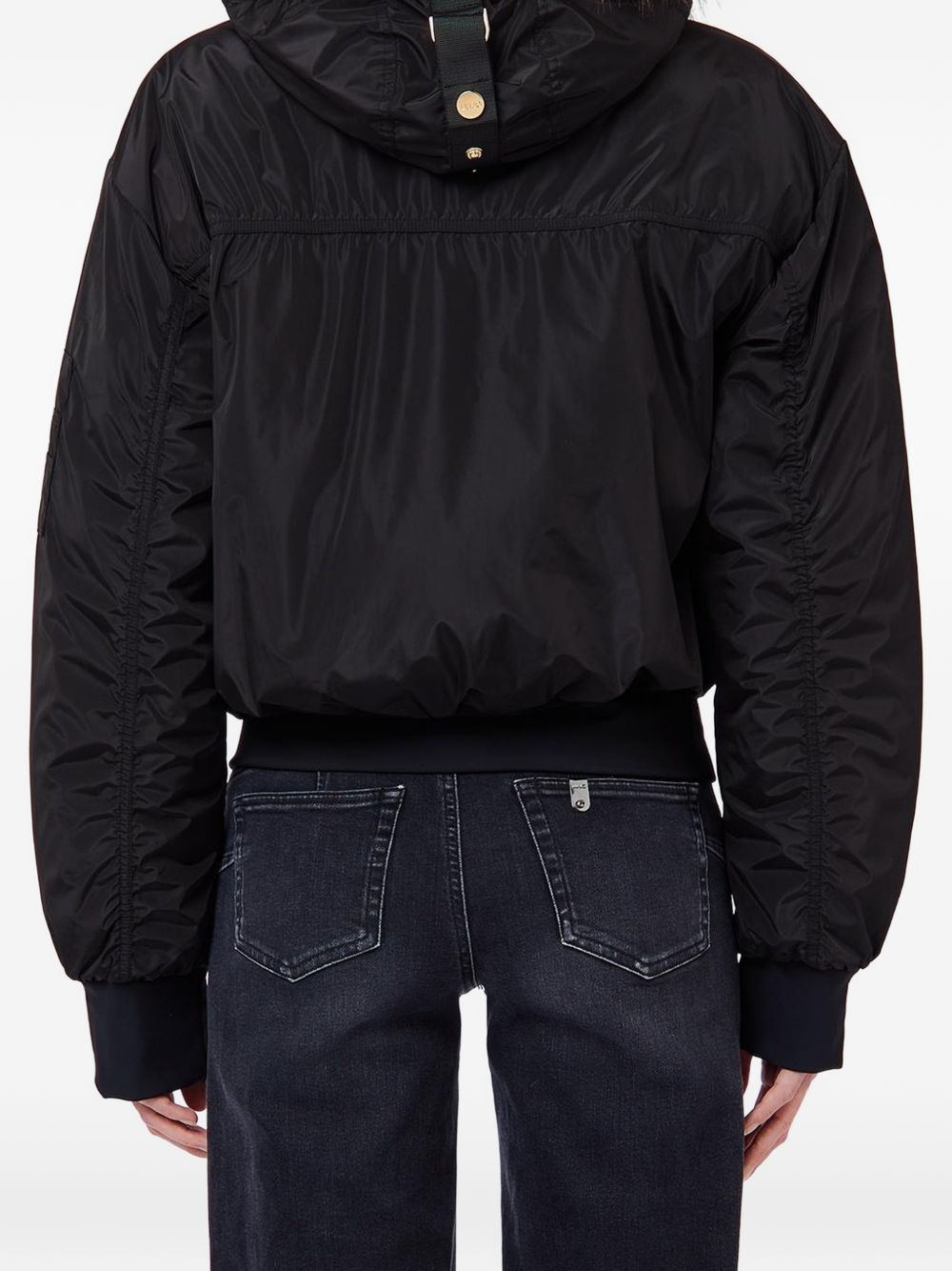 LIUJO Bomber nero con cappuccio rivestito in ecopelliccia 