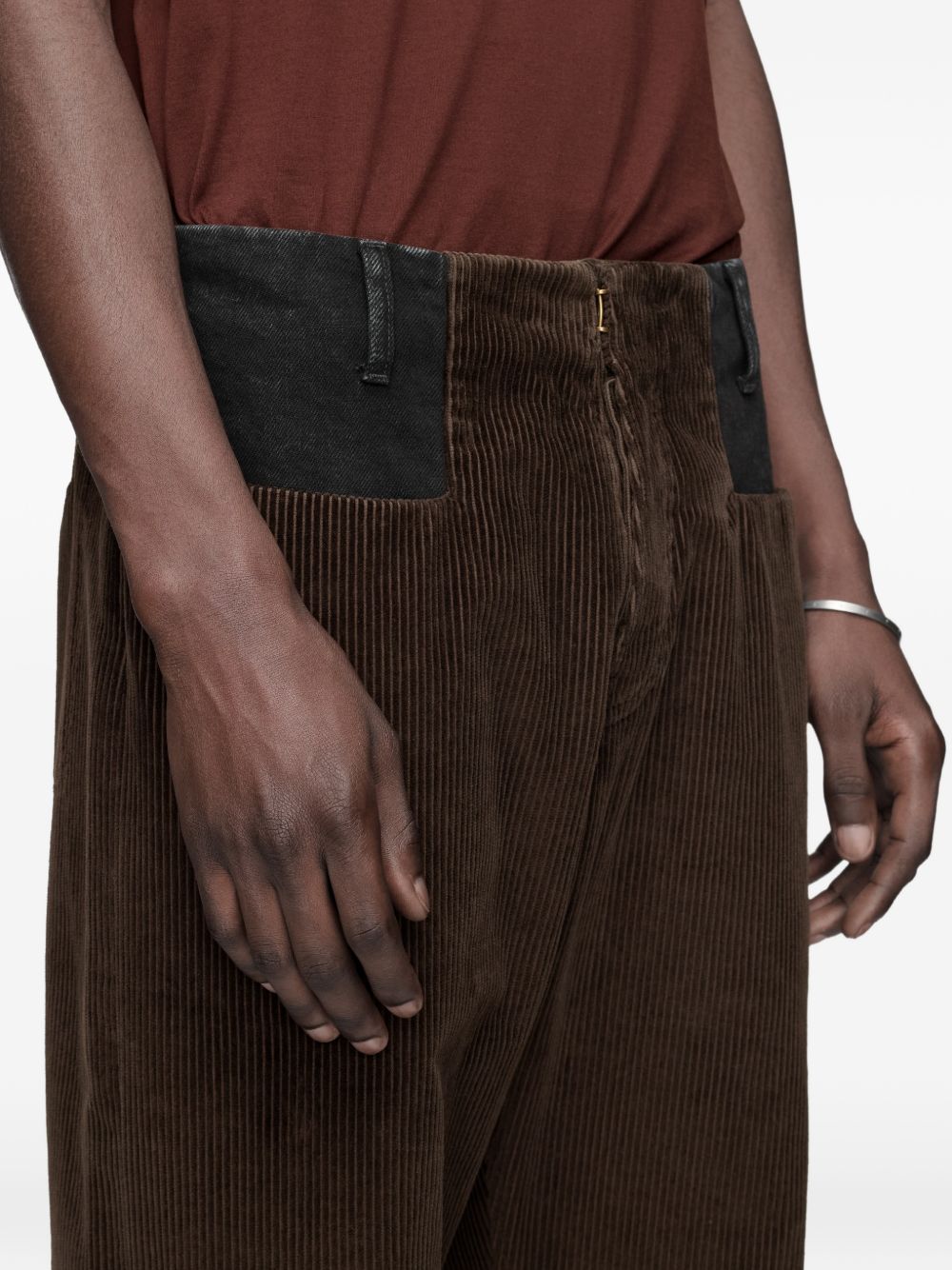 MAISON MARGIELA Pantaloni in velluto a coste marroni in cotone 
