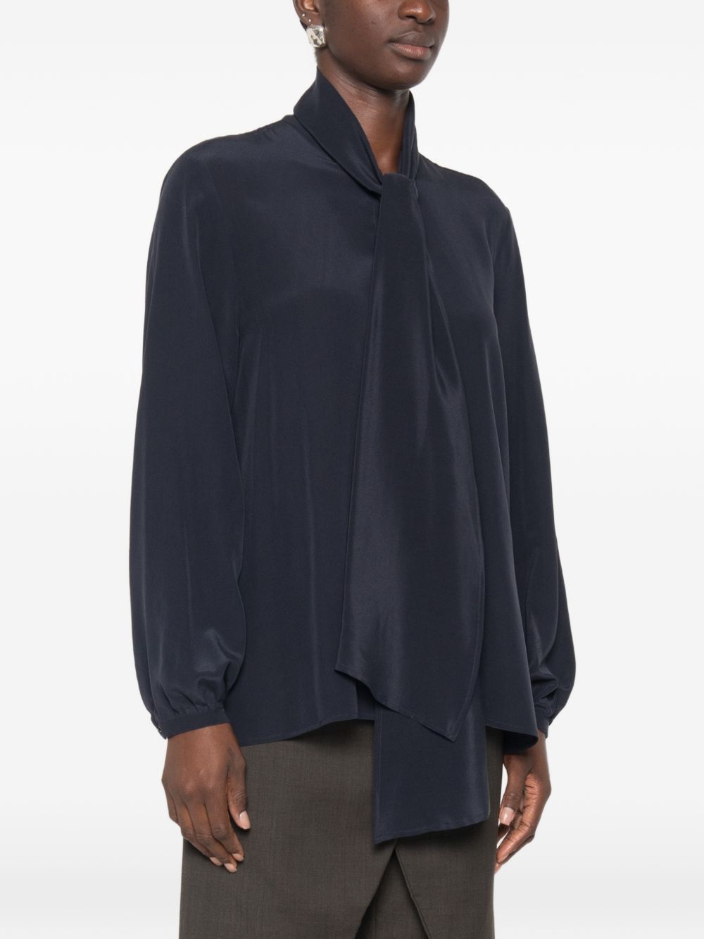 MARELLA Camicia in pura seta con fiocco al collo 