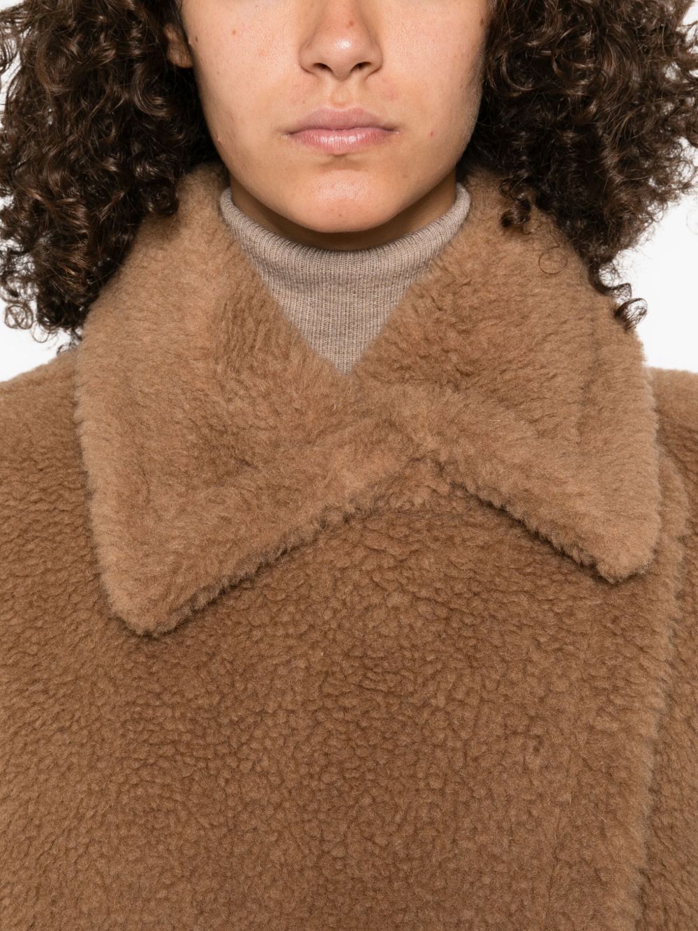 MAX MARA Mantella in tessuto teddy color cammello 