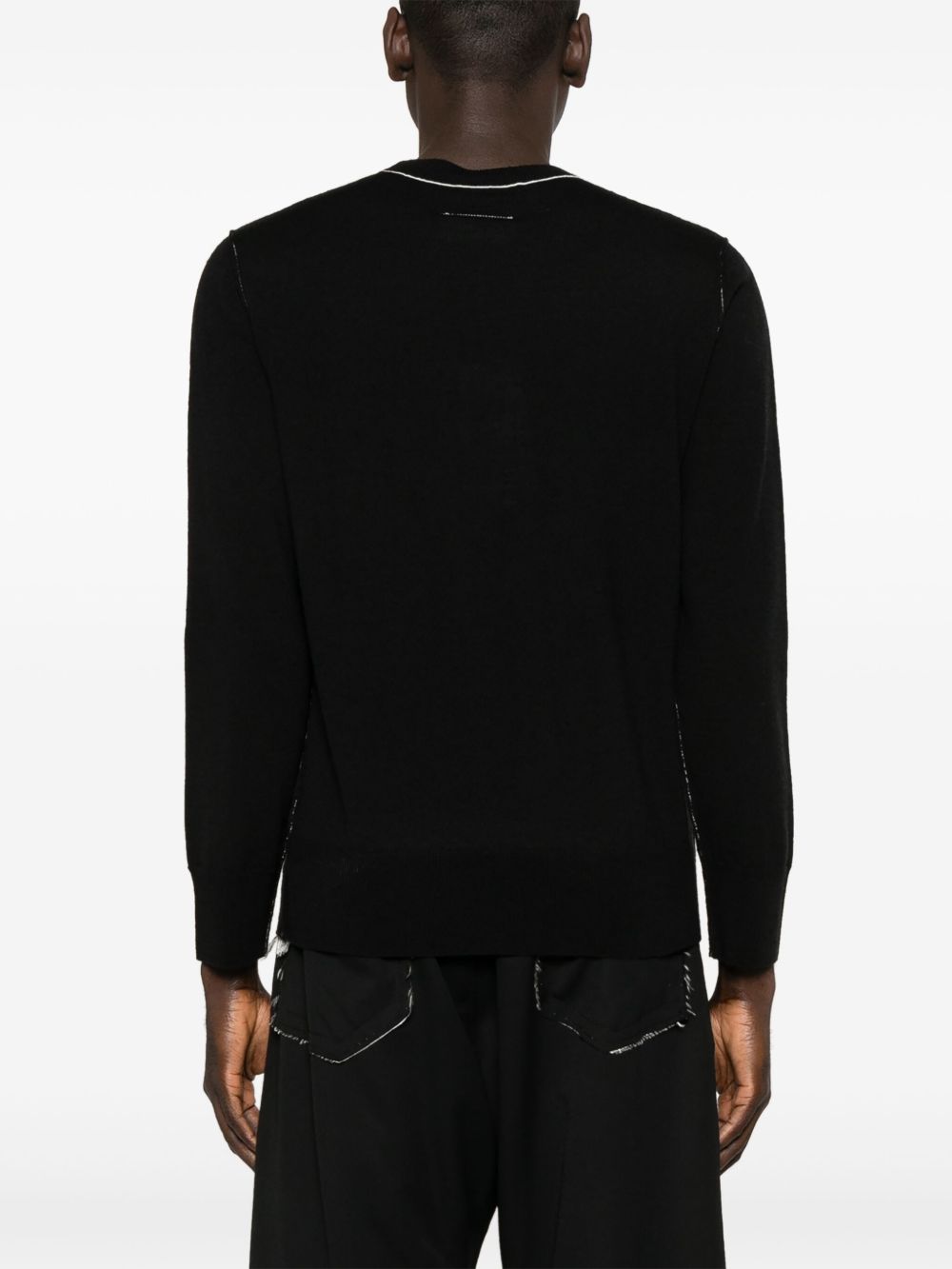 MM6 MAISON MARGIELA Maglia girocollo in lana con bordi bianchi e patch 