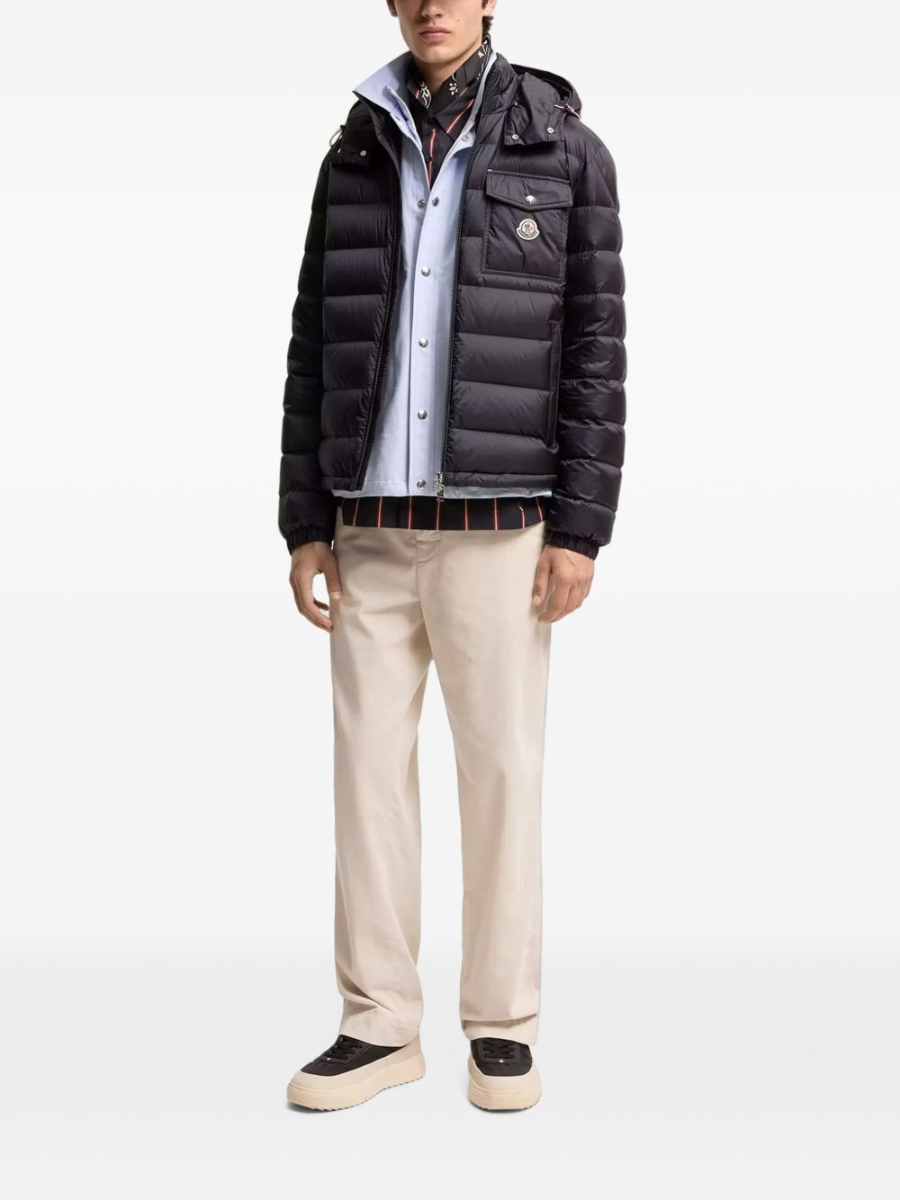 MONCLER Piumino blu Verith con cappuccio e tasche multifunzione 