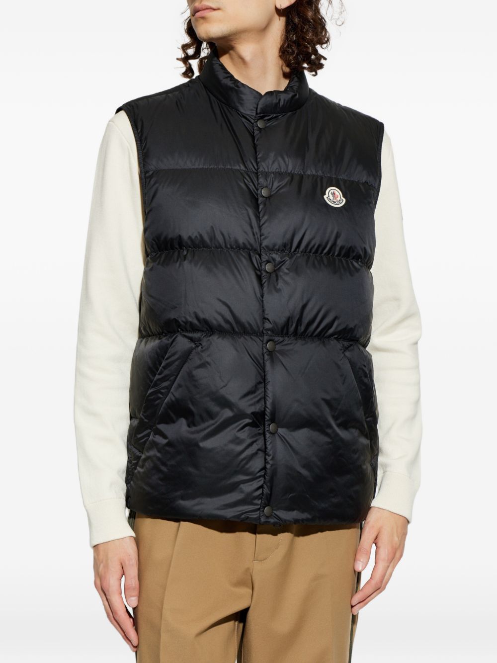MONCLER Gilet imbottito Tuquerouye con cappuccio in longue saison riciclato 