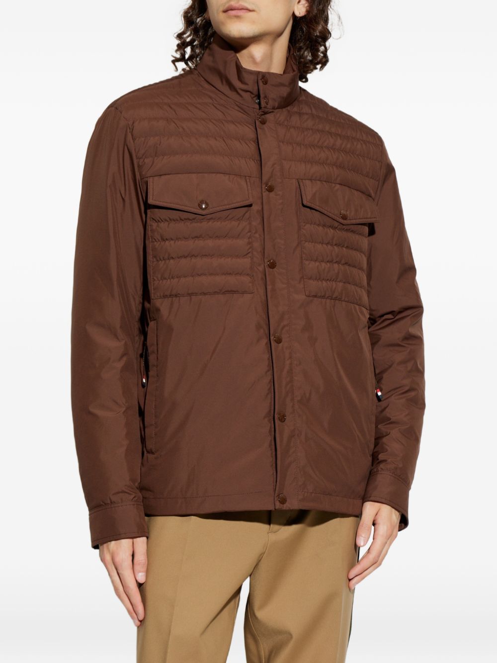 MONCLER Piumino corto Vnorviane marrone trapuntato con tasche 