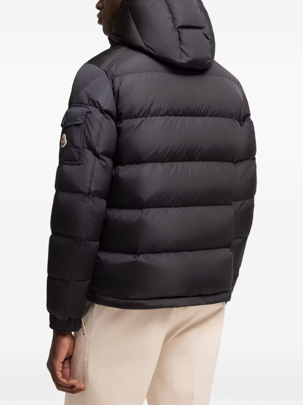 MONCLER Piumino corto Maya in nylon trapuntato con cappuccio rimovibile 