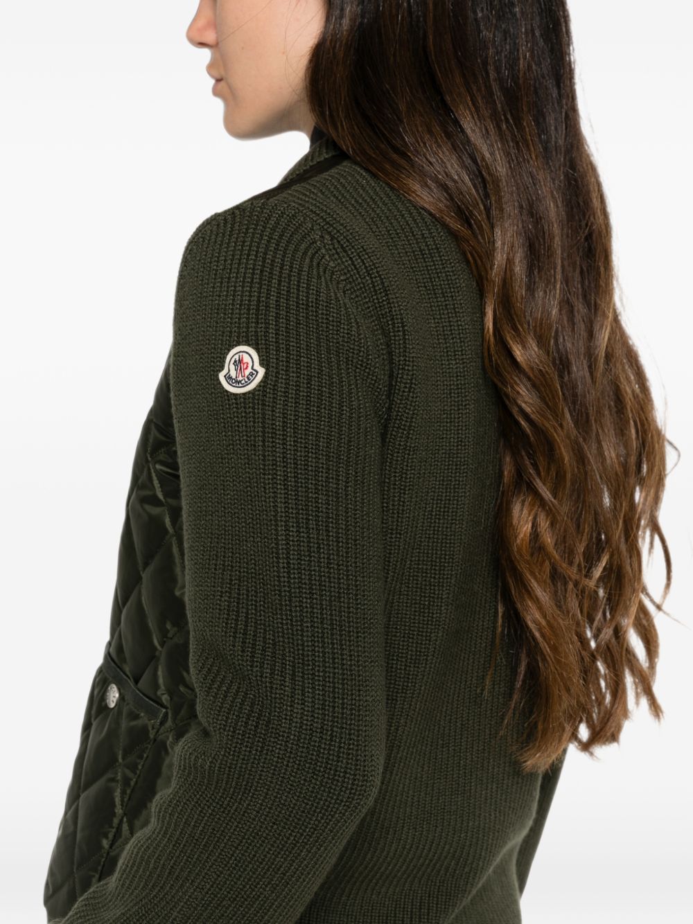 MONCLER Piumino corto verde militare trapuntato con tasche 