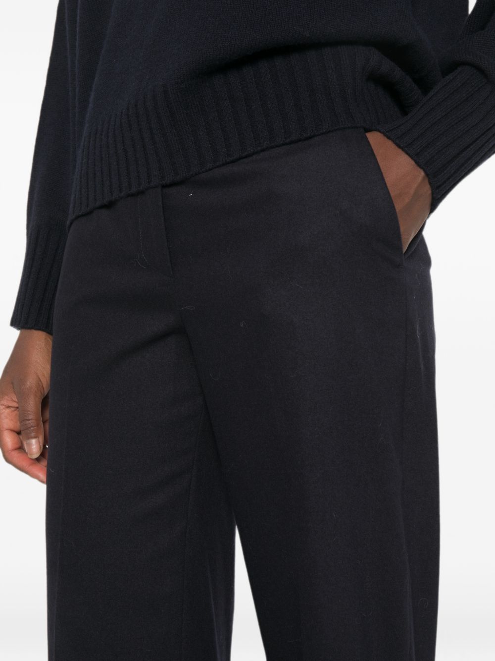PESERICO Pantaloni casual blu in lana con tasche 