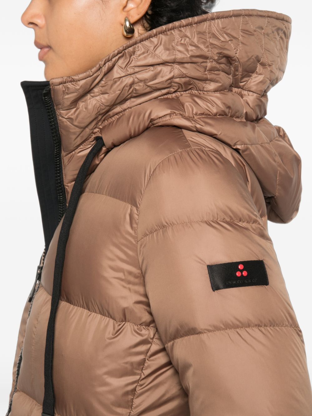 PEUTEREY Piumino lungo NUNKI trapuntato con cappuccio e tasche 