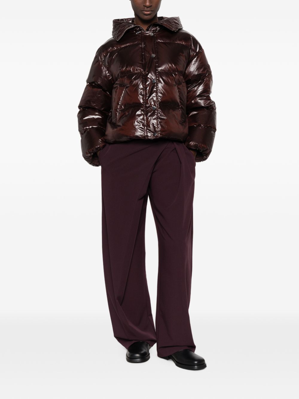 PINKO Piumino crop Impasto marrone lucido con cappuccio e tasche 