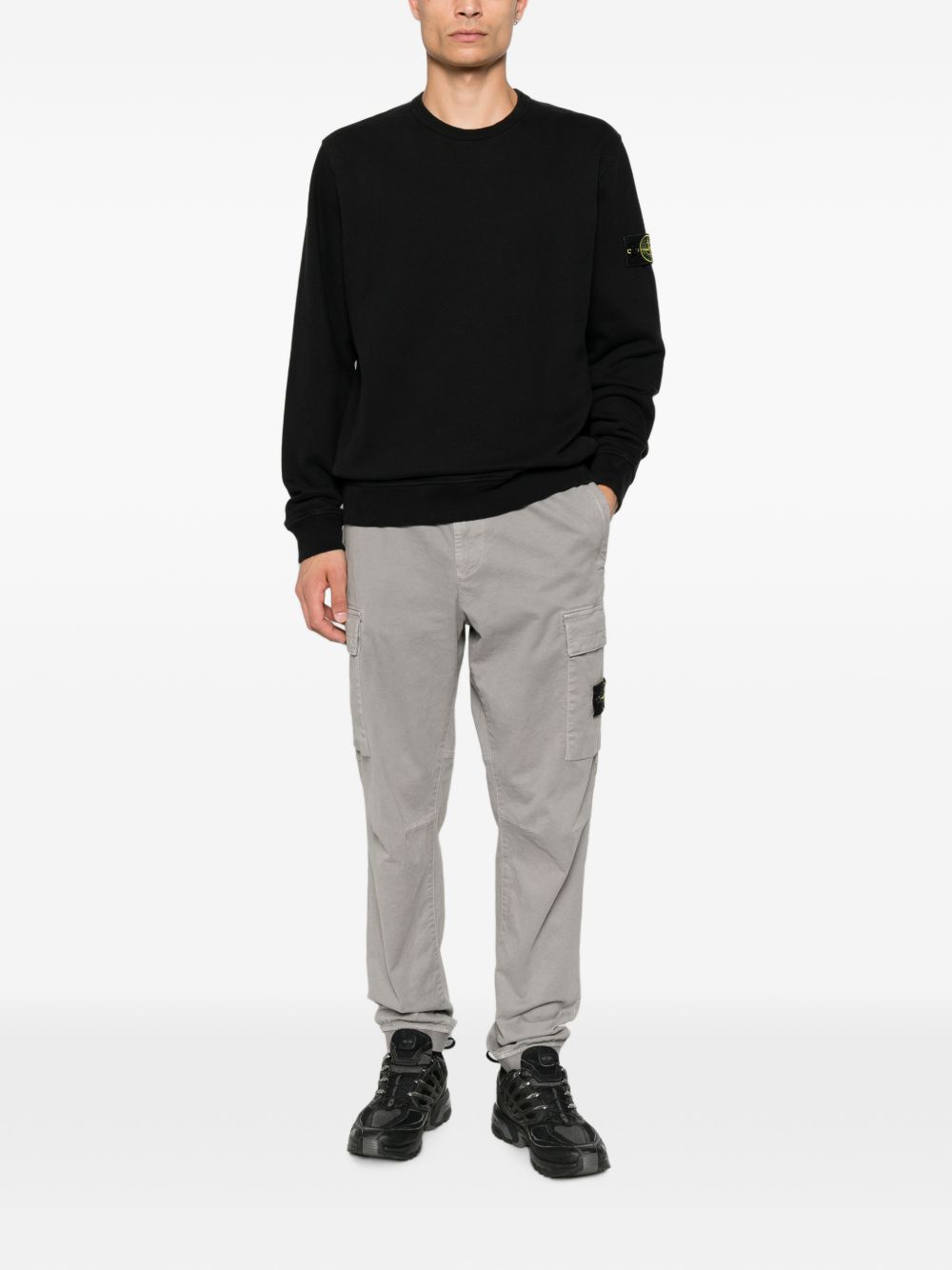 STONE ISLAND Felpa nera in cotone a girocollo con patch logo 