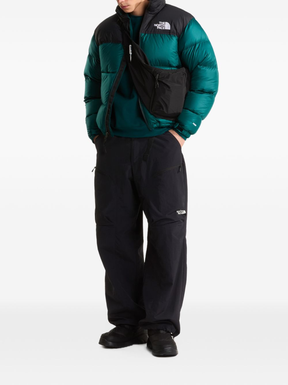THE NORTH FACE Piumino corto con zip nero e verde con logo 