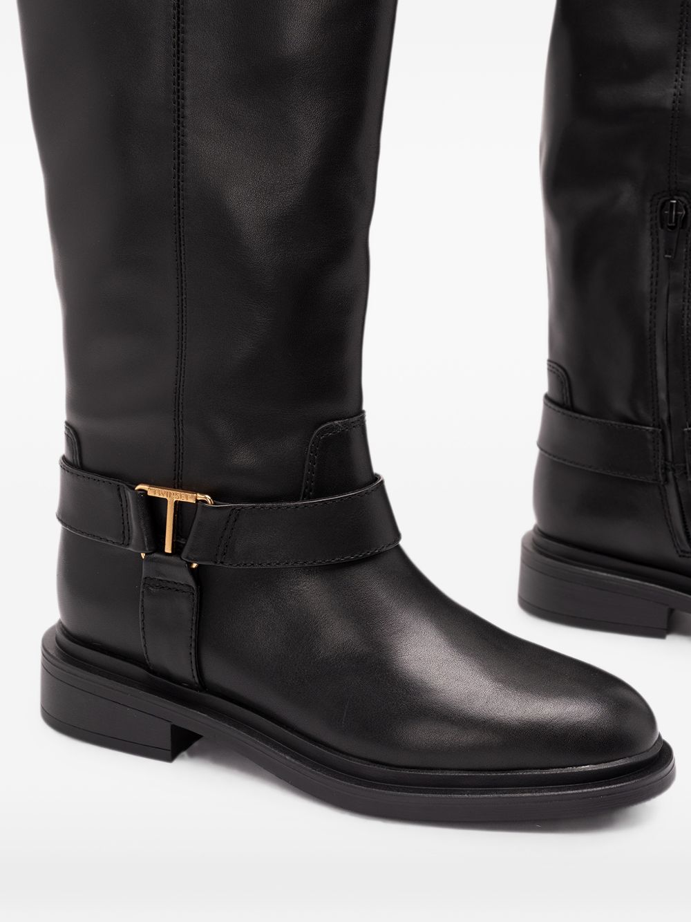 TWINSET Stivale marrone da cavallerizza con fibbia dorata alla caviglia 