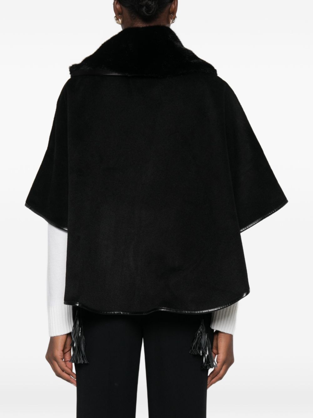 TWINSET Cappa nera con tasche applicate 