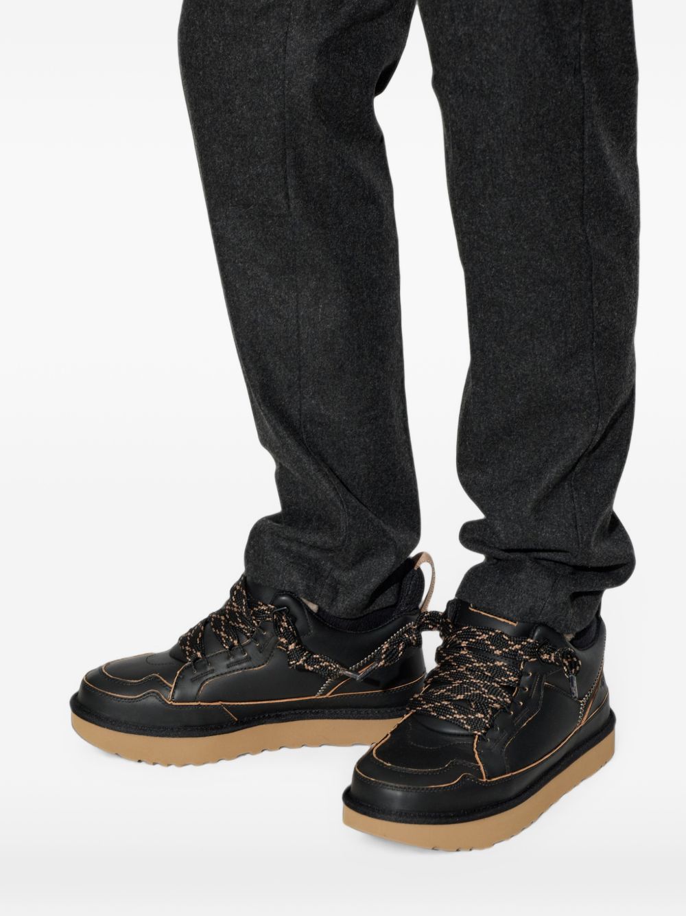 UGG Lowmel Contrast Sneakers in Pelle 