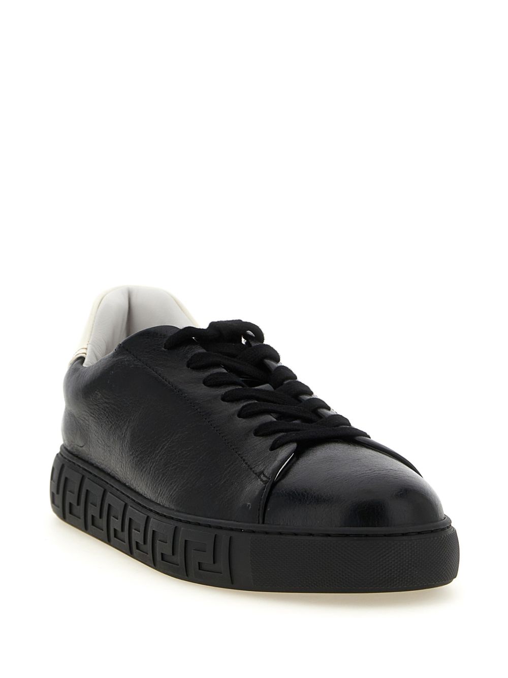 VERSACE Sneakers Greca in pelle nera con talloncino bianco 