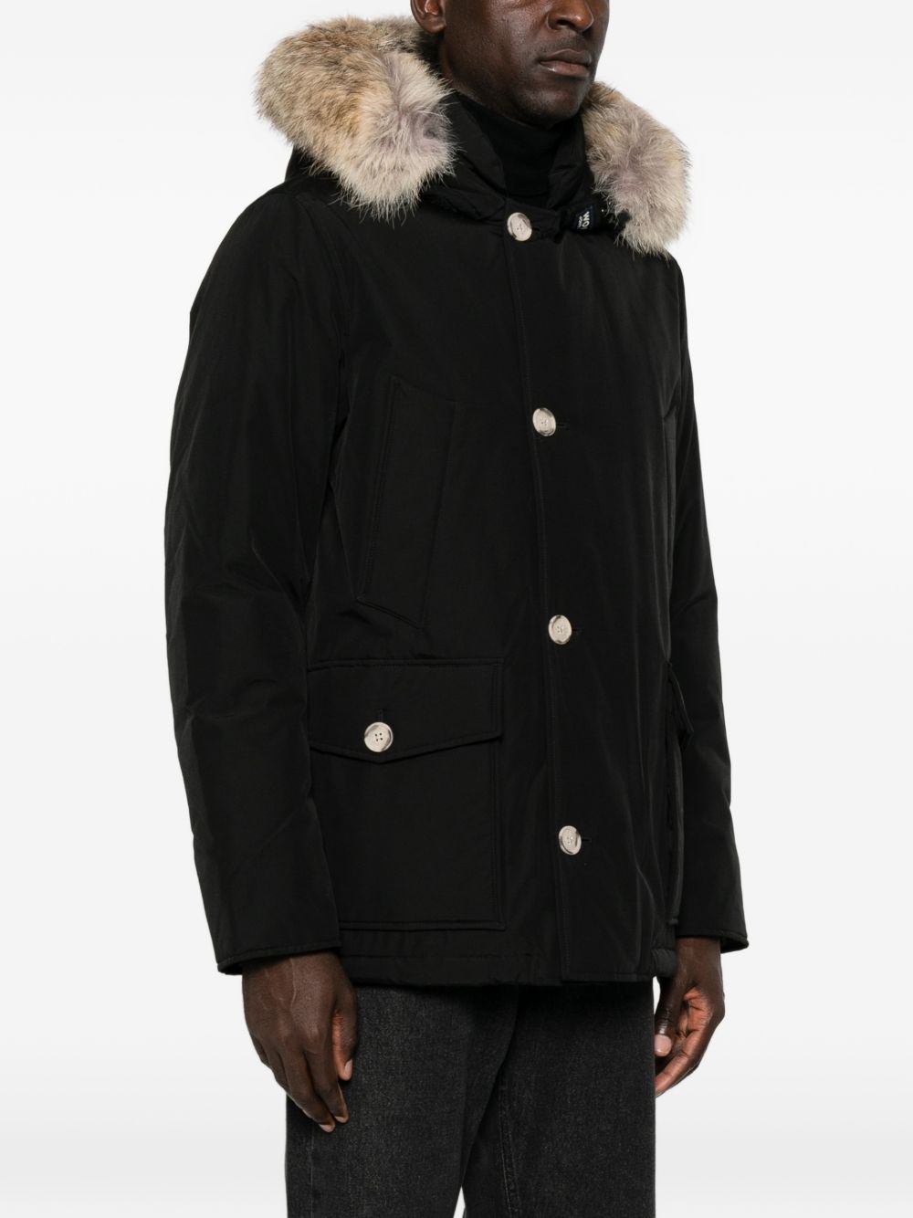 WOOLRICH Parka nero con cappuccio e pelliccia 