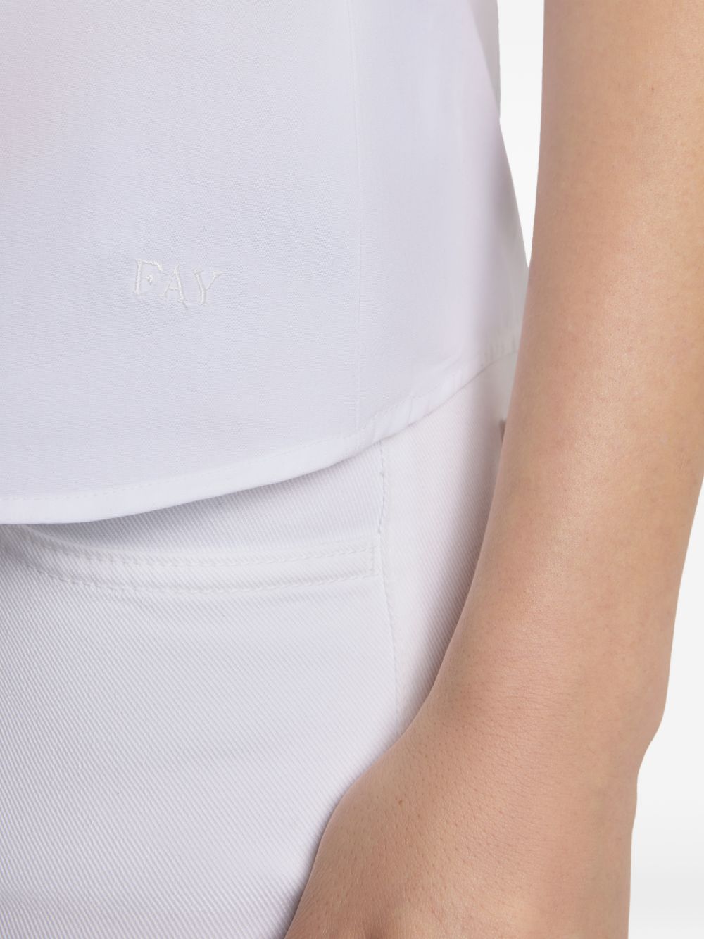 FAY Camicia in cotone elasticizzato bianco con maniche corte 