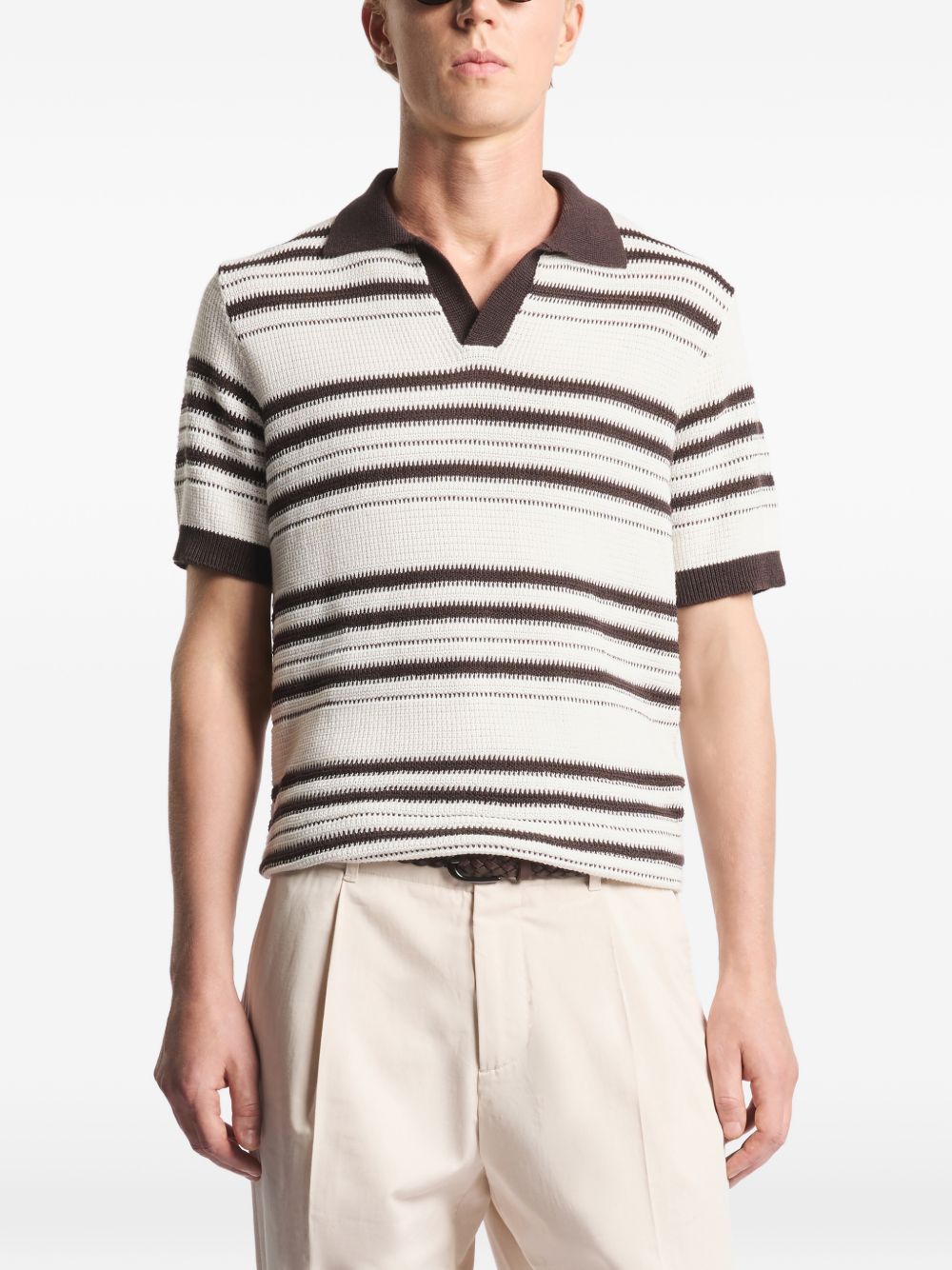FAY Polo in maglia bianca e marrone a righe con scollo a V 