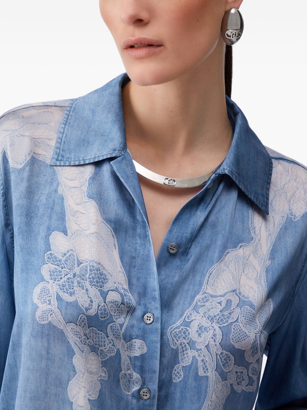 LIUJO Camicia blu con stampa grafica floreale bianca 