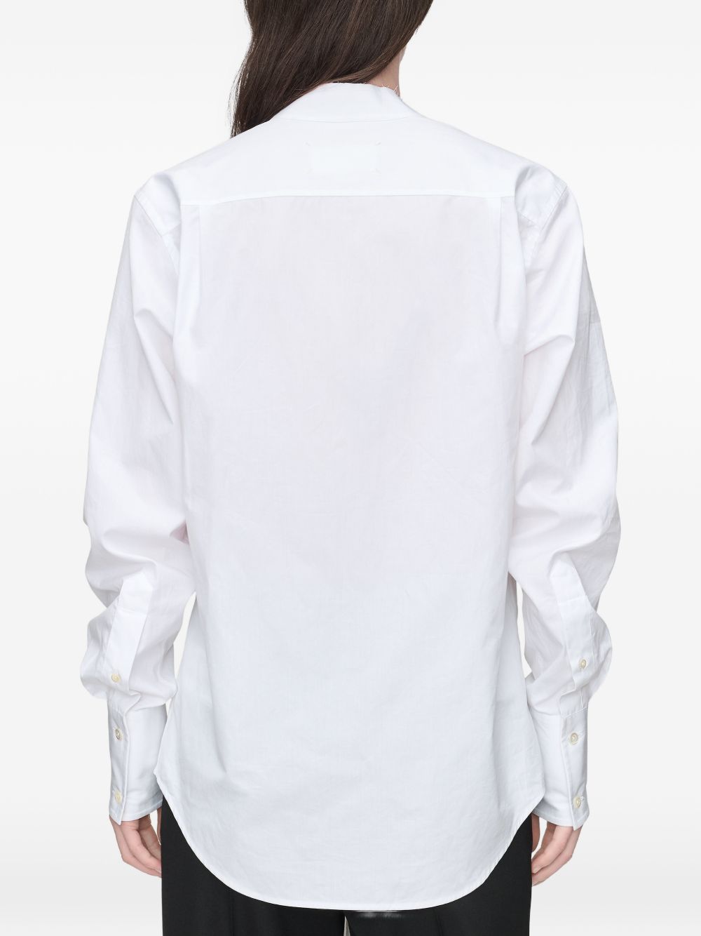 MAISON MARGIELA Camicia bianca con tagli cut e scollo a V 