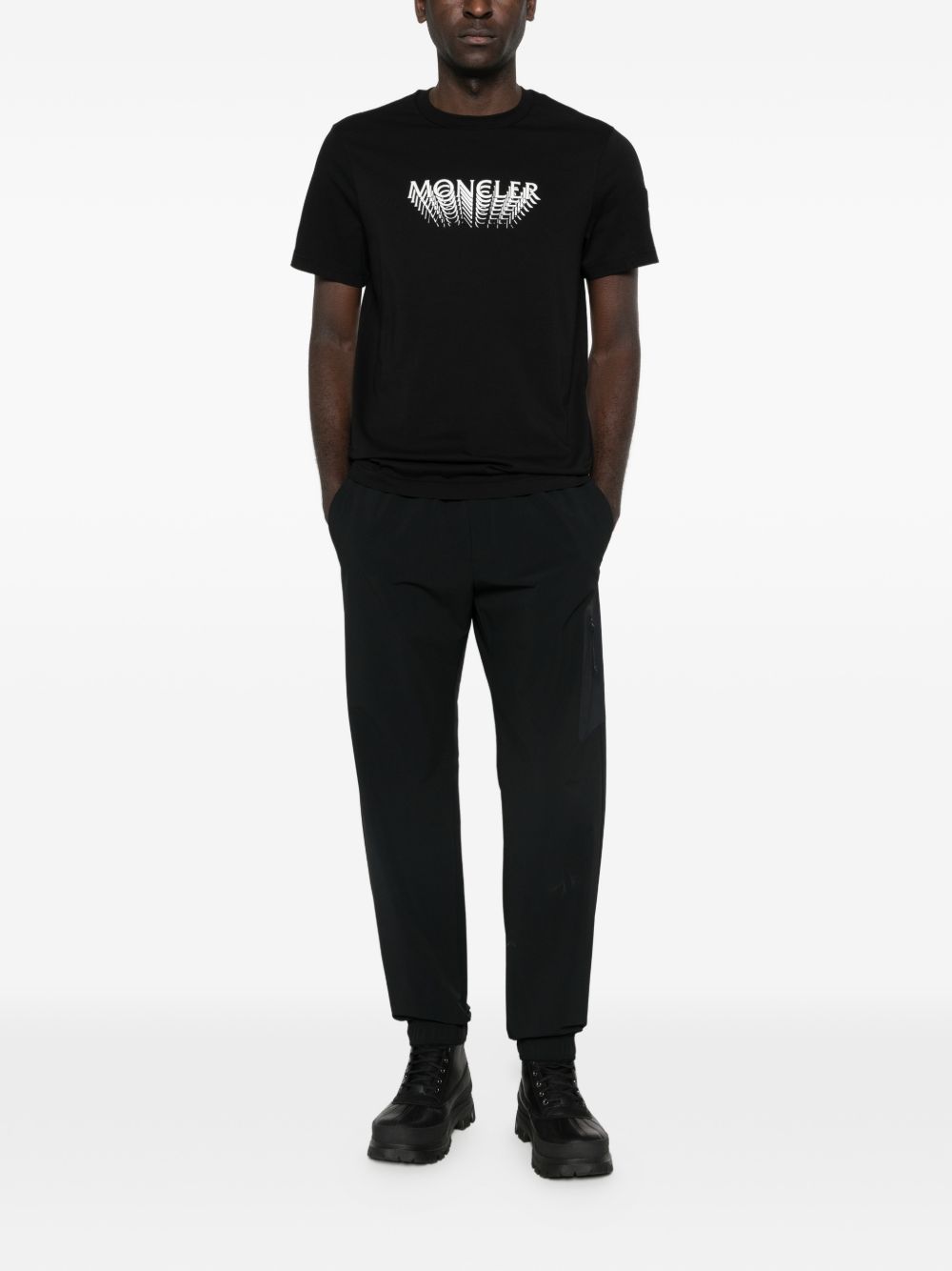 MONCLER T-shirt in cotone nero con stampa 