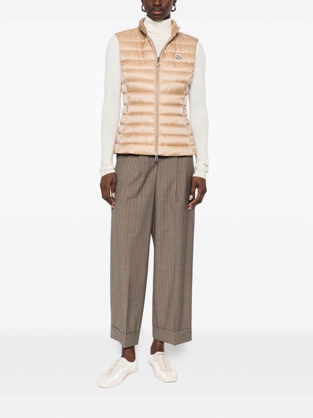 MONCLER Gilet trapuntato con zip e logo 