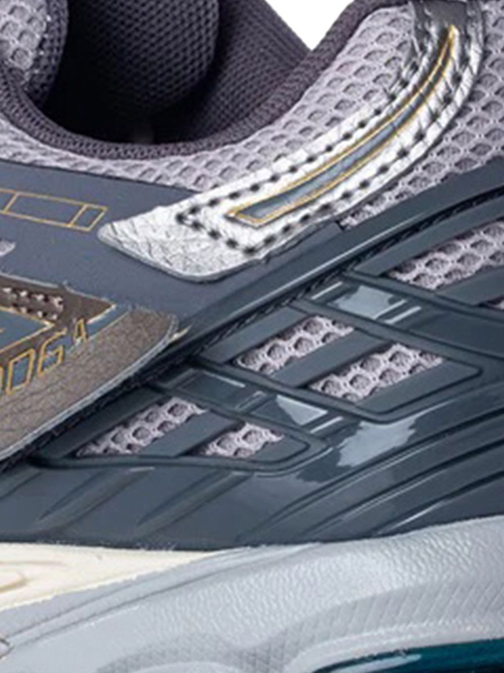 NEW BALANCE Sneakers 1906 grigie e blu 