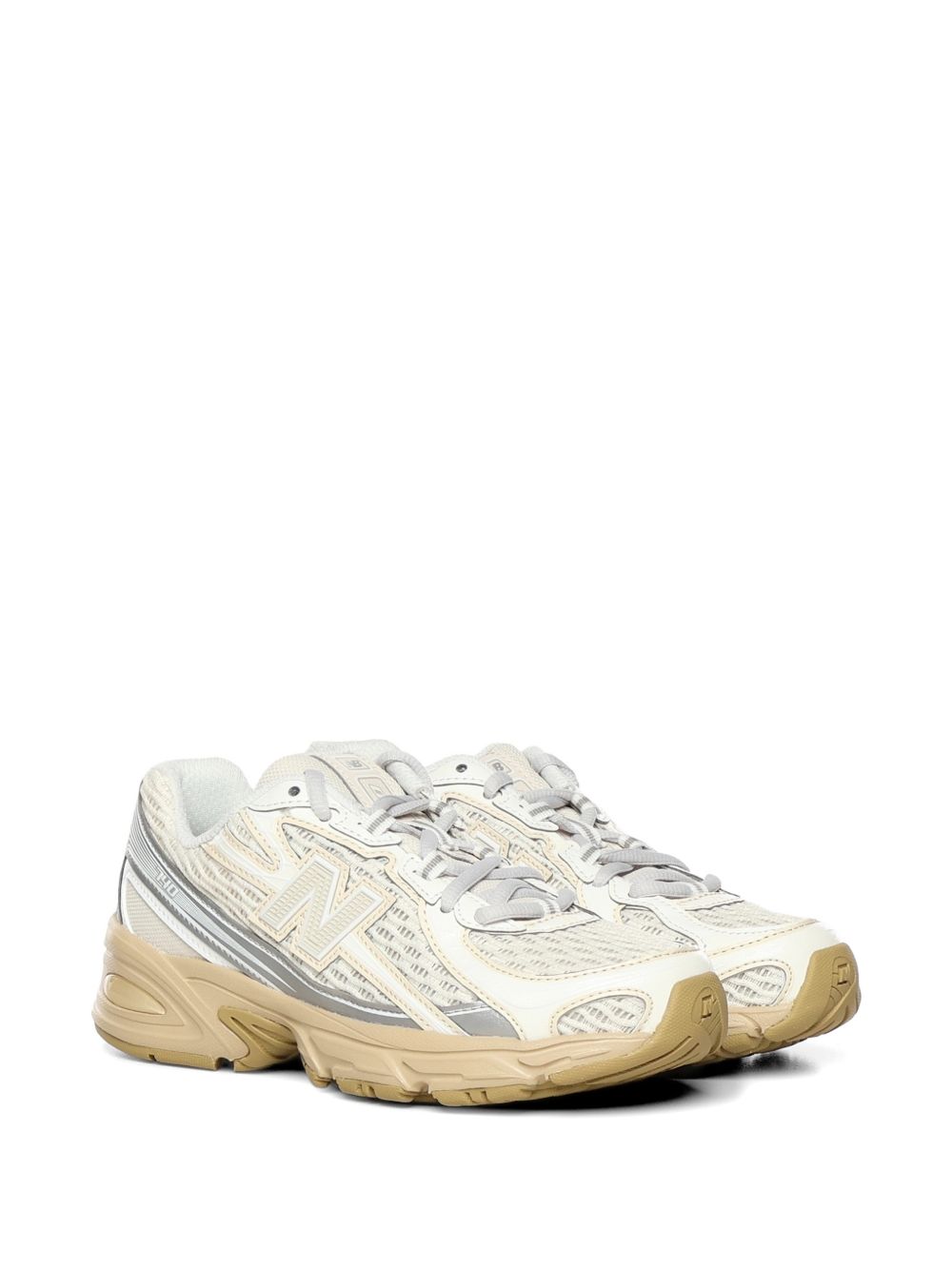 NEW BALANCE Senakers 740 bianche e argento 