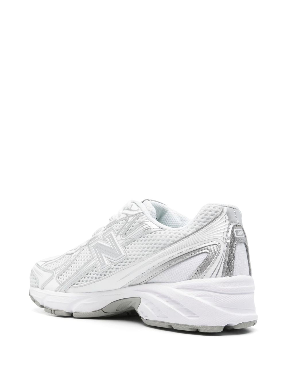 NEW BALANCE Sneakers bianche e argentate 