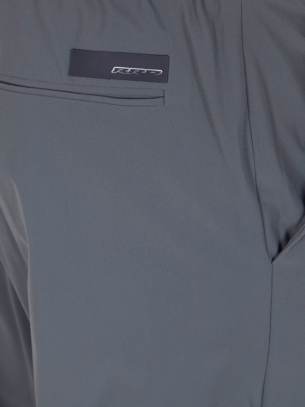 RRD ROBERTO RICCI DESIGNS Pantaloni verdi con applicazione logo 