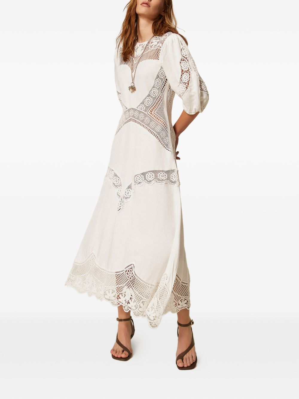 TWINSET Abito bianco con trine e maniche a sbuffo 
