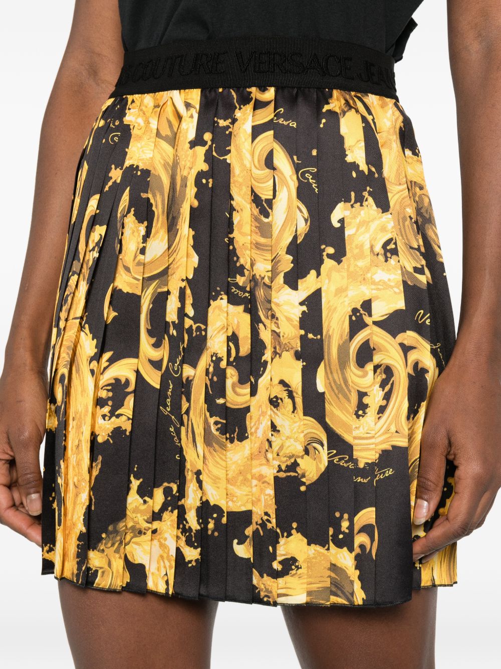 VERSACE JEANS COUTURE Minigonna con stampa barocca 