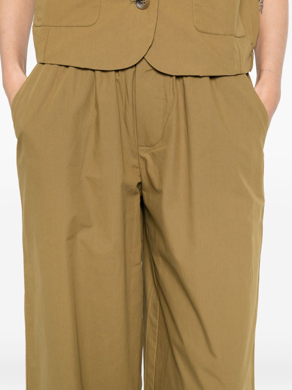 YERSE Pantaloni Carli morbidi in cotone marrone 