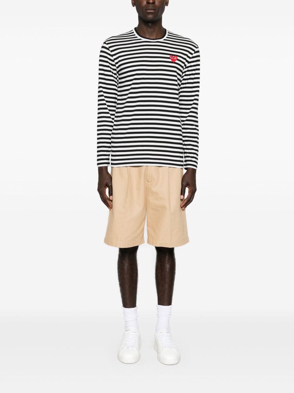 COMME DES GARCONS PLAY Maglia a maniche lunghe in cotone a righe con logo ricamato 
