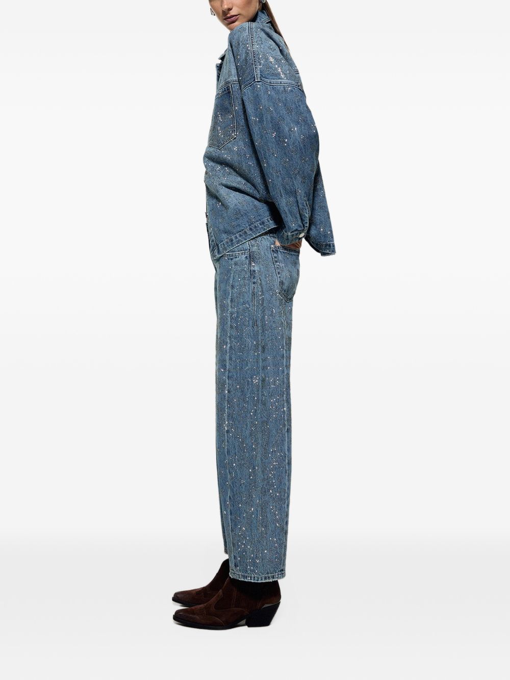 LIUJO Capsule Gigi Hadid Jeans Balloon in Denim Stonewash con Micro Strass 