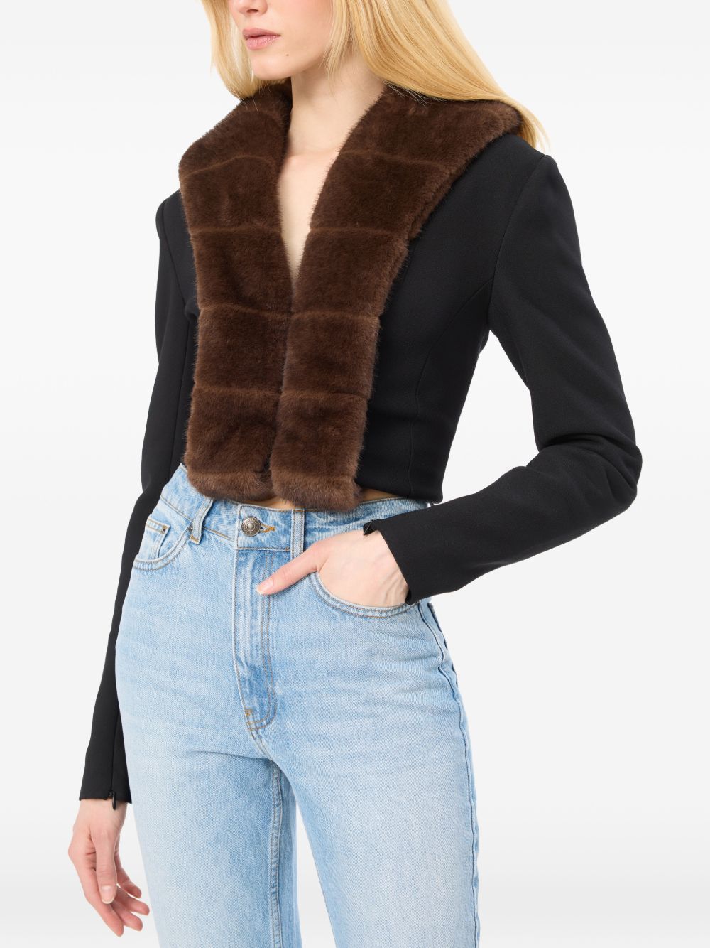 ROTATE Cardigan crop con collo in ecopelliccia 