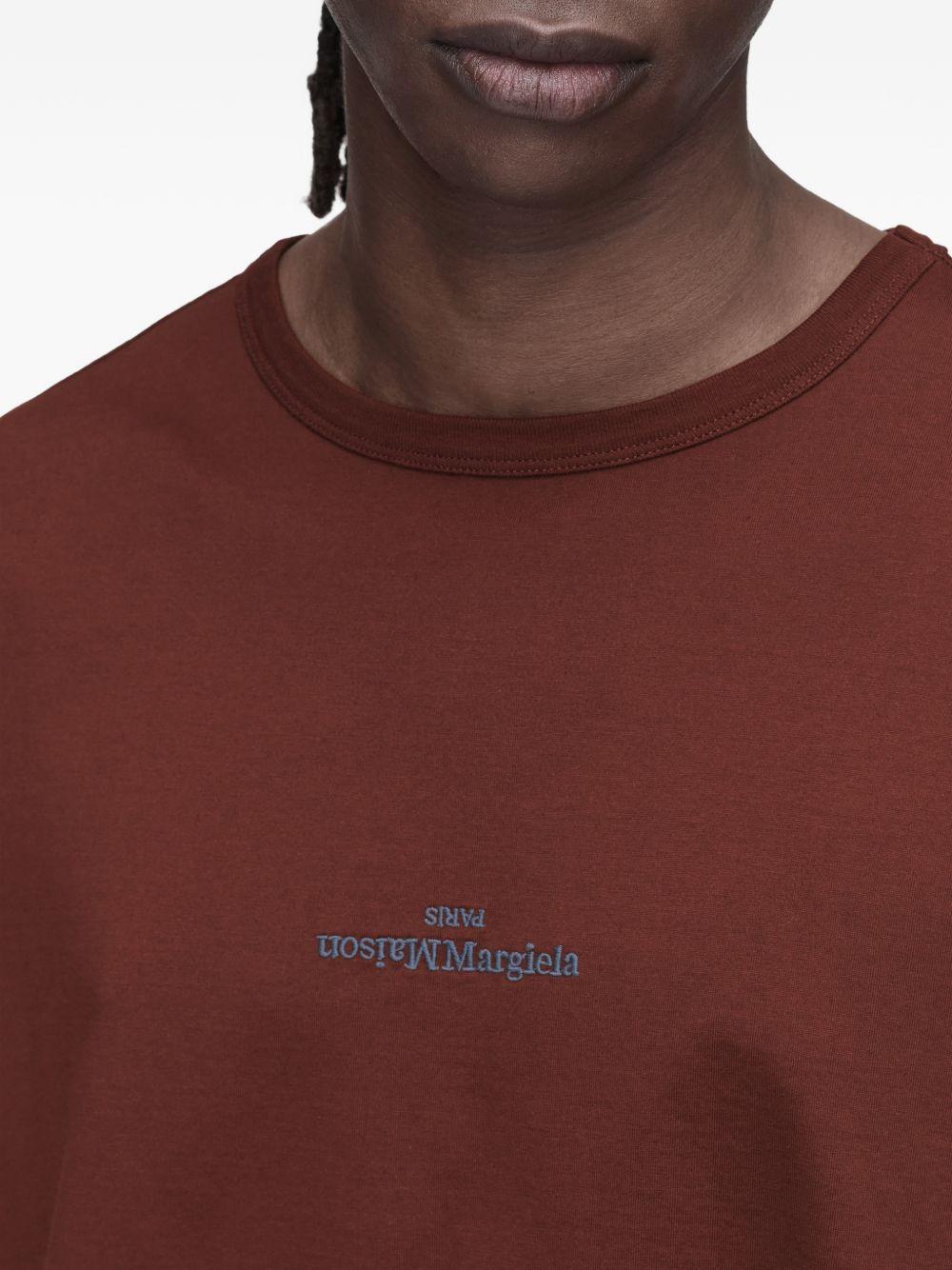 MAISON MARGIELA T-shirt oversize con logo ricamato in cotone bordeaux 