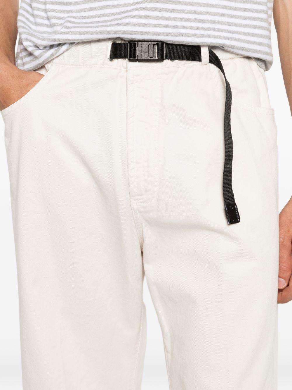 WHITE SAND Pantaloni in cotone bianco con cintura nera 