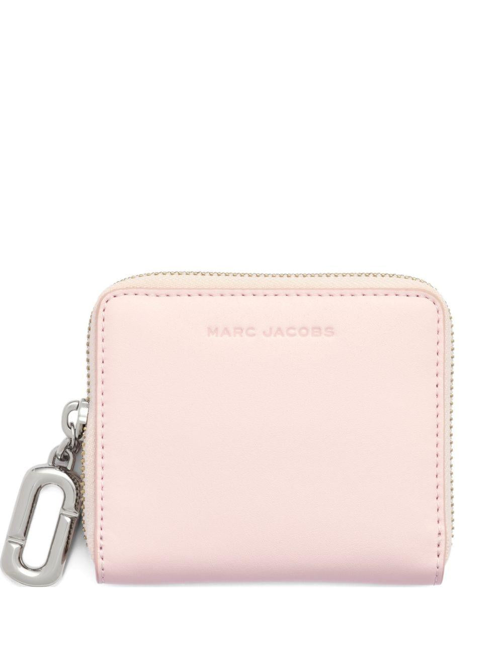 MARC JACOBS Portafoglio rosa con dettagli argentati 