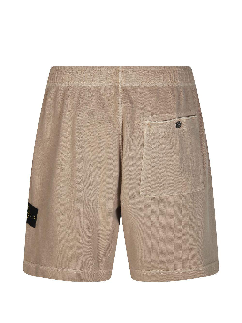 STONE ISLAND Shorts in cotone beige con patch logo 