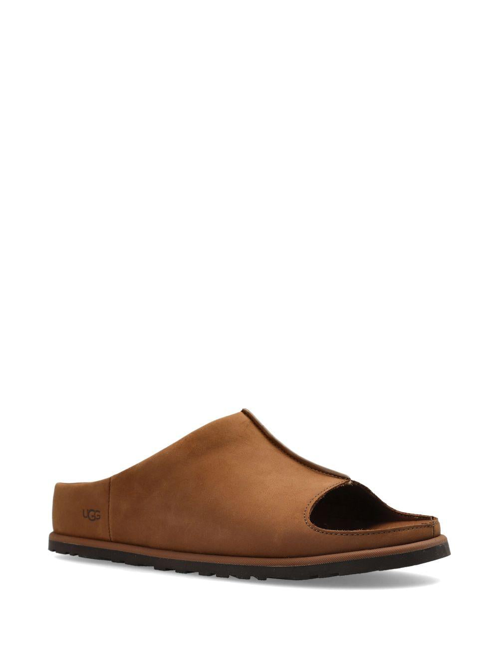 UGG Ciabatte Otzo in pelle caramello 