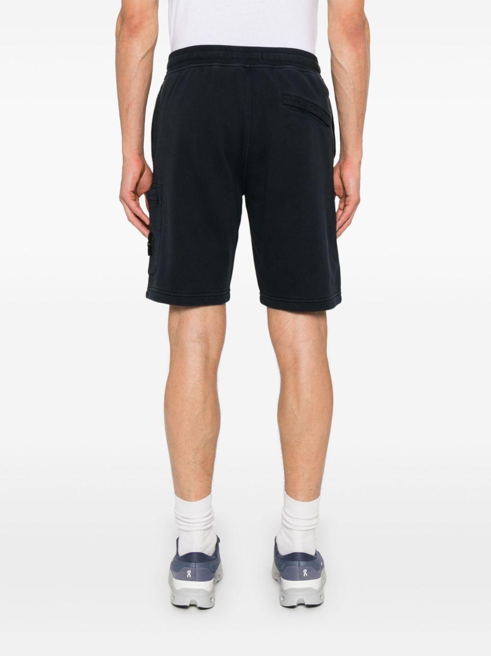 STONE ISLAND Shorts in cotone blu con tasca 