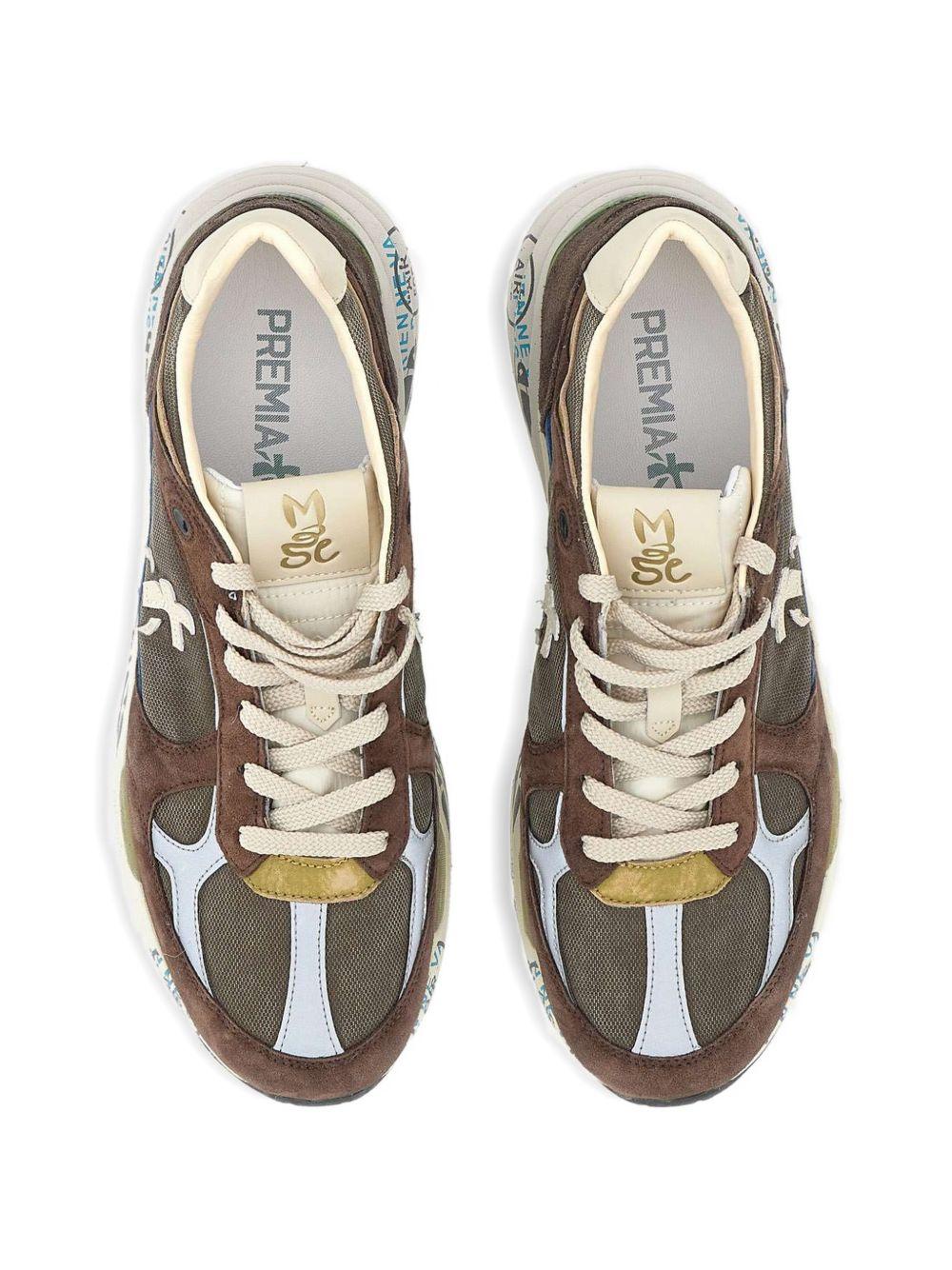 PREMIATA Sneakers Mase in camoscio marrone e suola bianca 